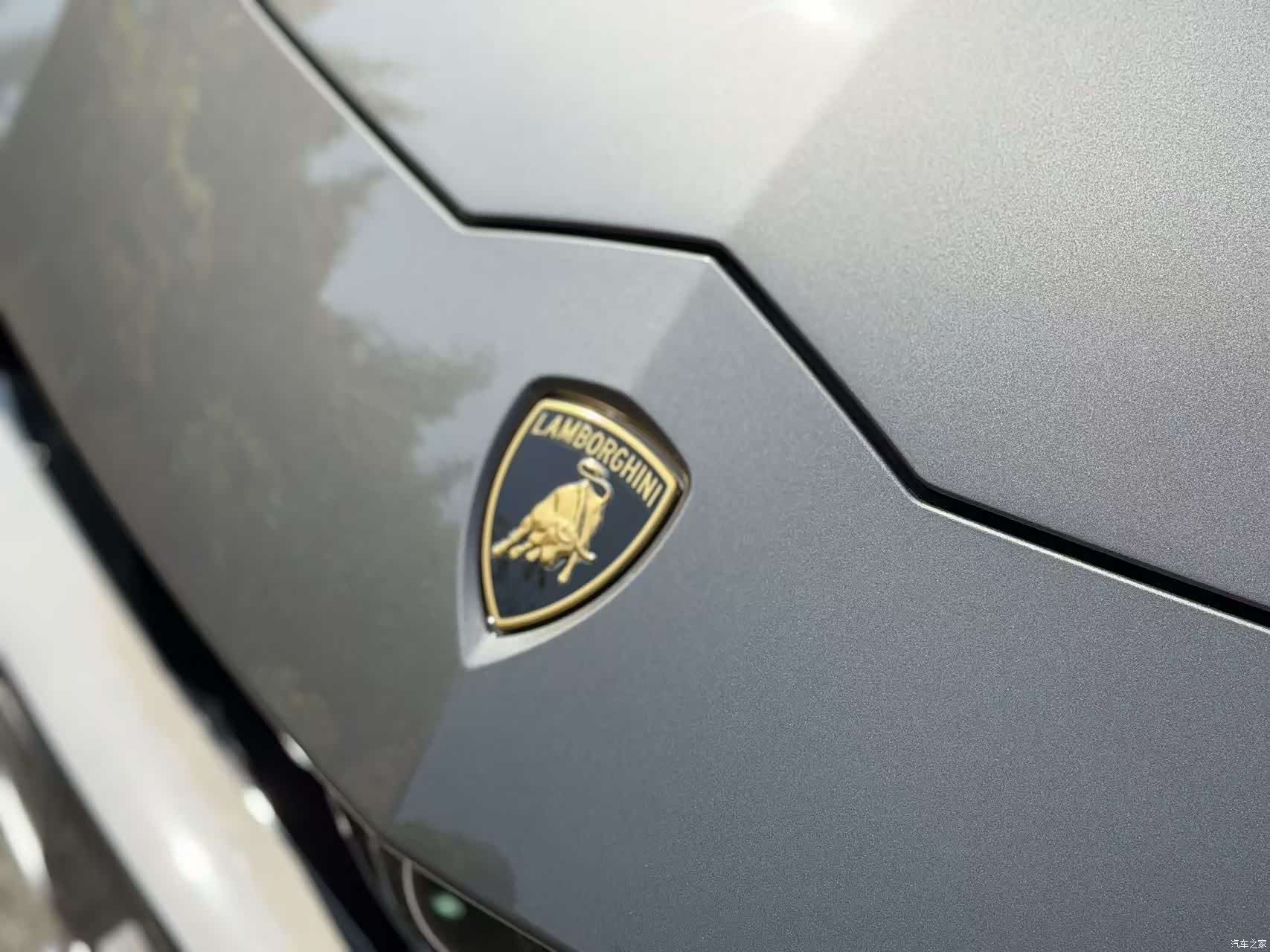 Lamborghini Urus, 2021 8