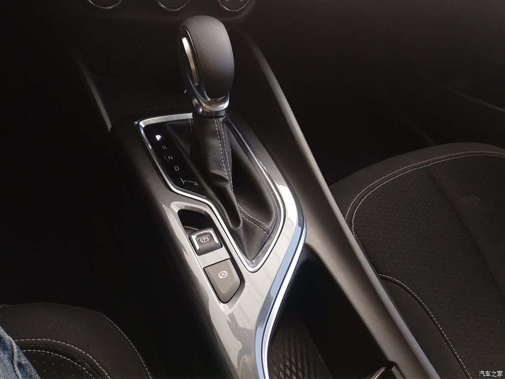 Buick Verano, 2022 7