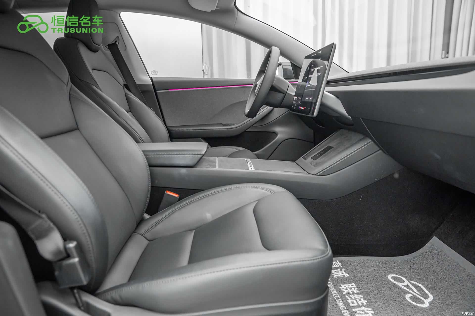 Tesla Model 3, 2025 14