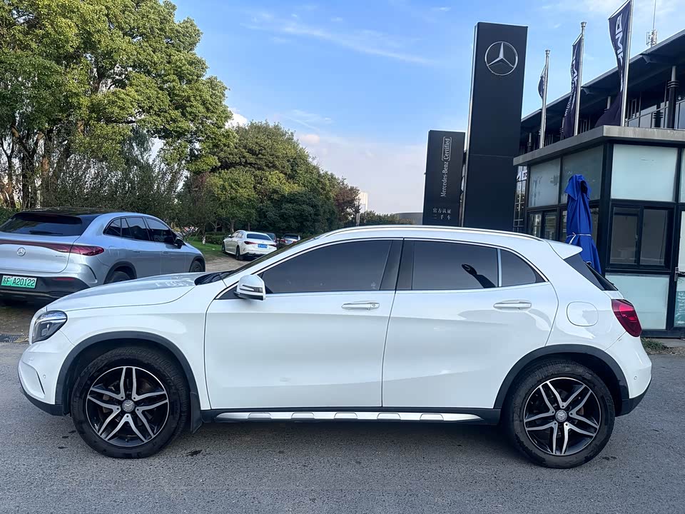 Mercedes-Benz GLA
