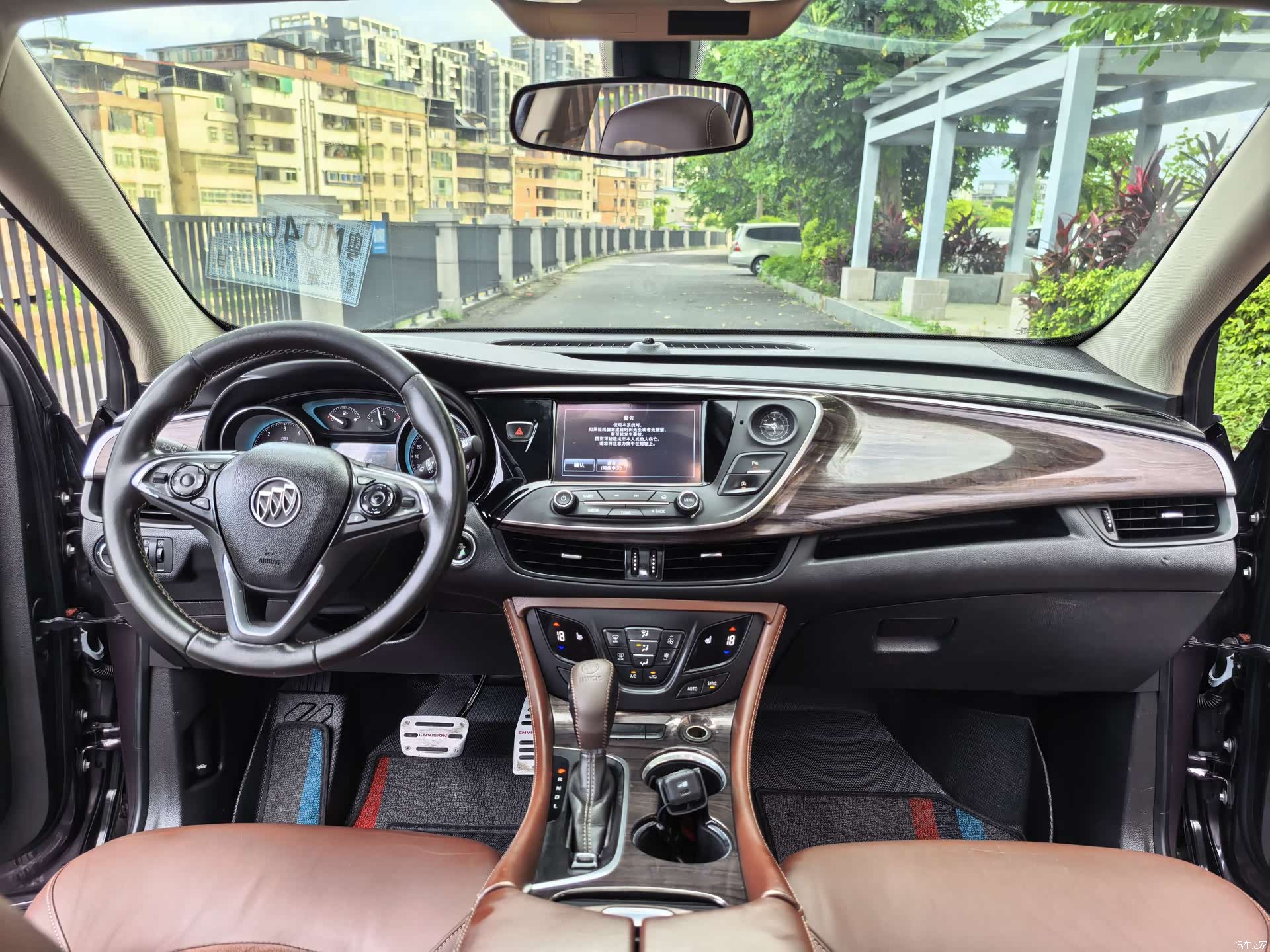 Buick Envision Plus, 2018 8