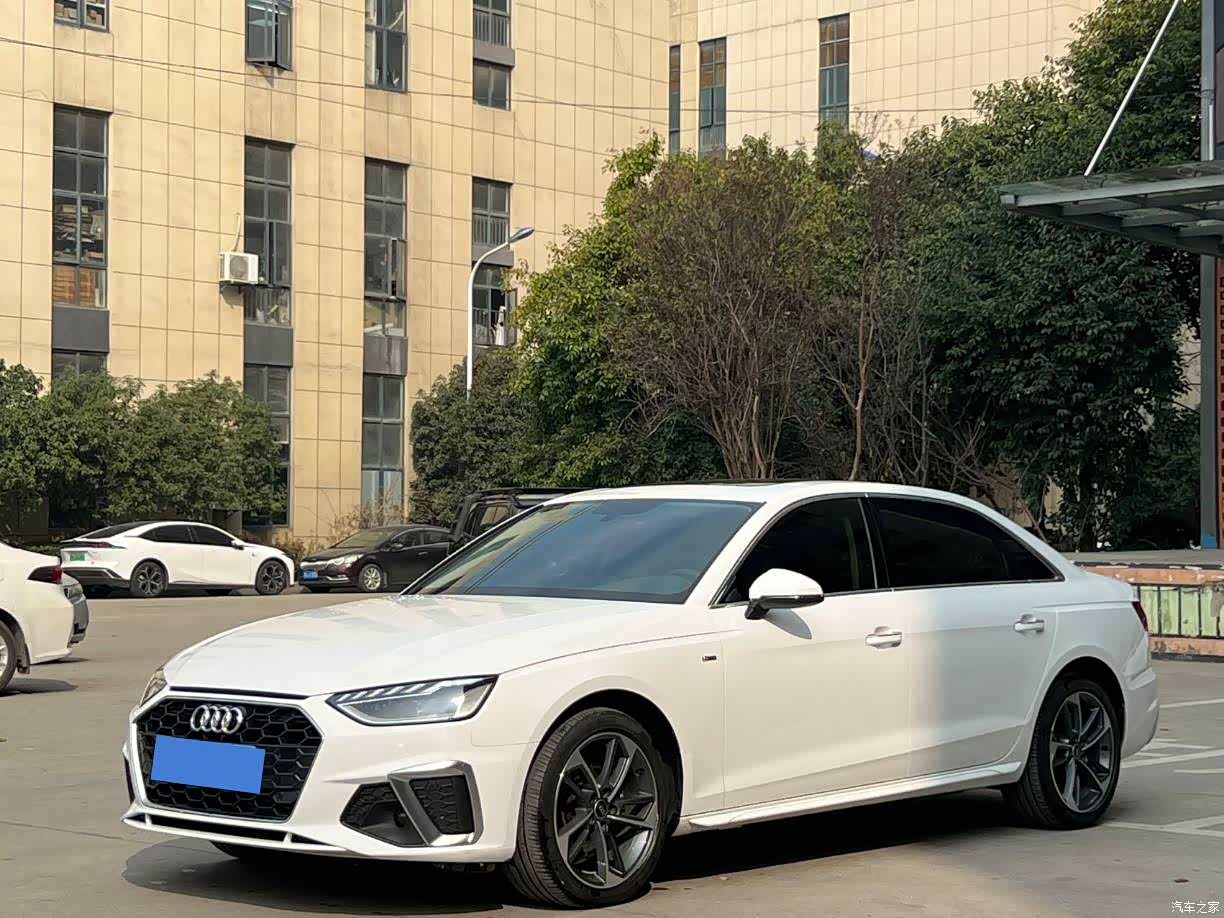 Audi A4L, 2022 1