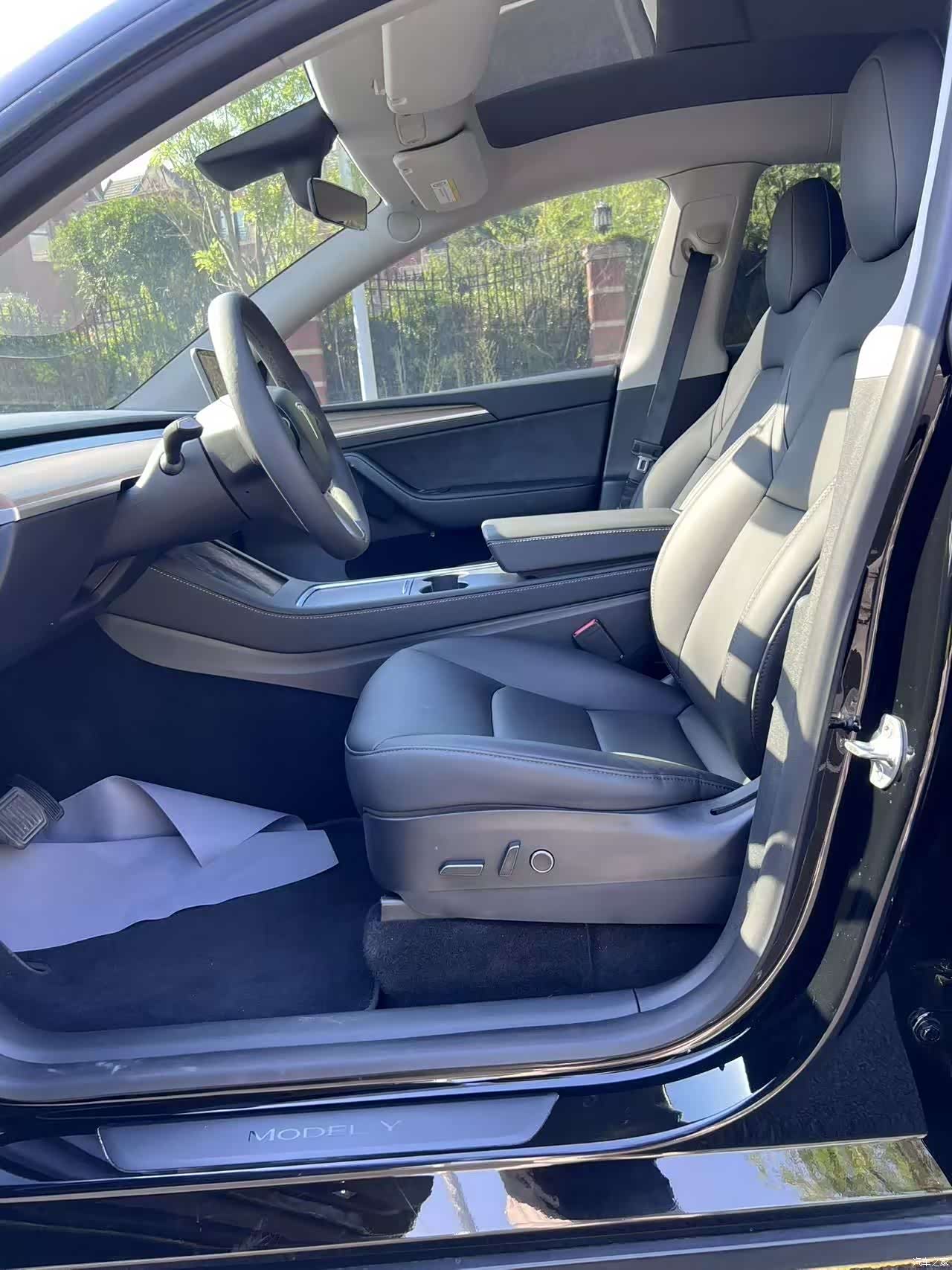 Tesla Model Y, 2021 16