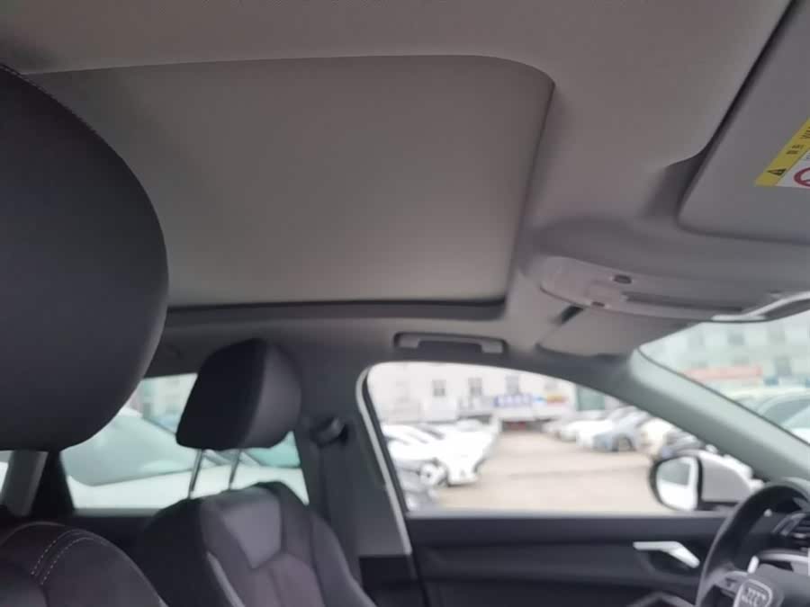Audi Q3 2022, фото 18