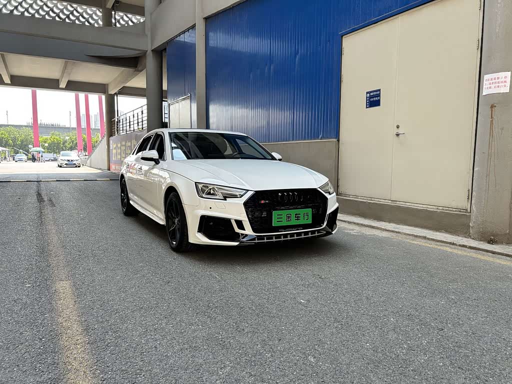 Audi A4L