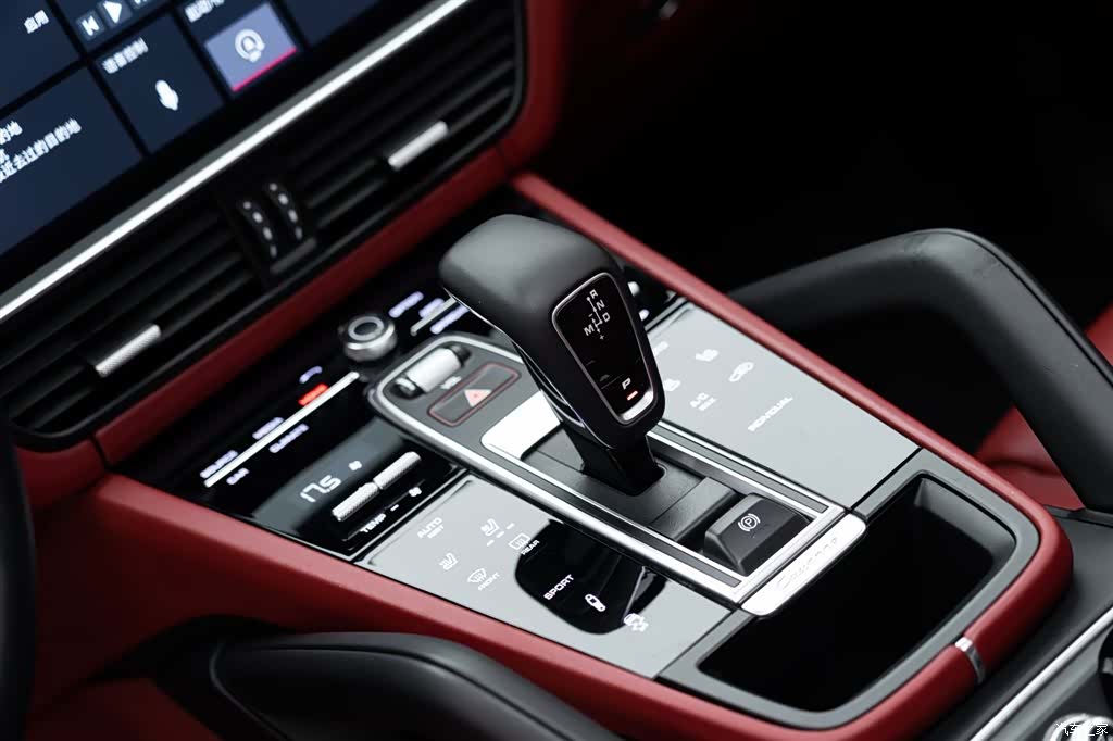 Porsche Cayenne, 2019 12