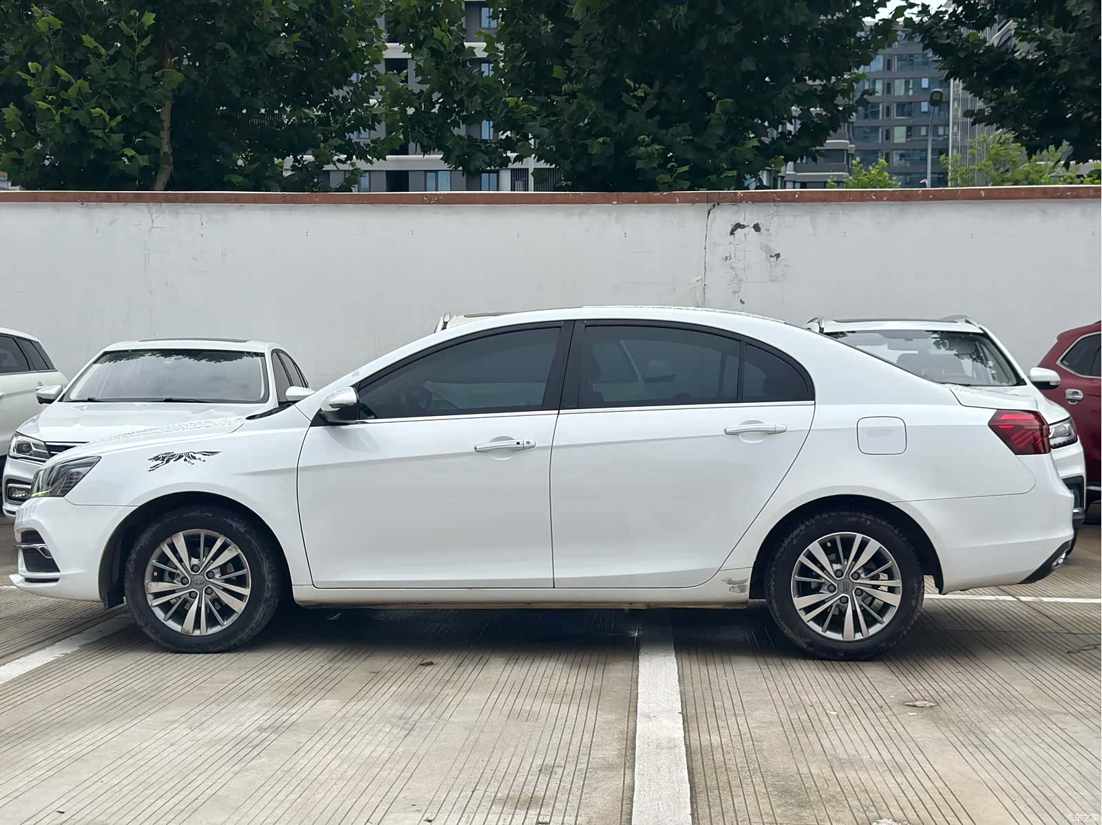 Geely Emgrand, 2018 4