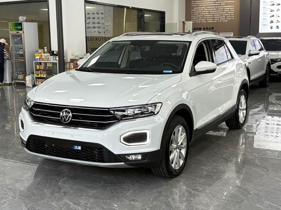 Volkswagen T-ROC exploring Songs
