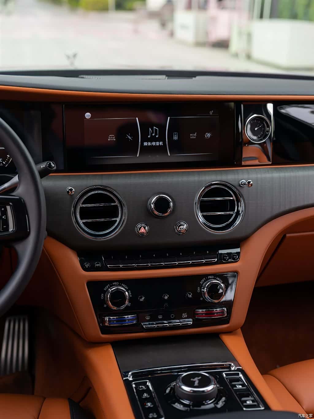 Rolls-Royce Ghost, 2022 16