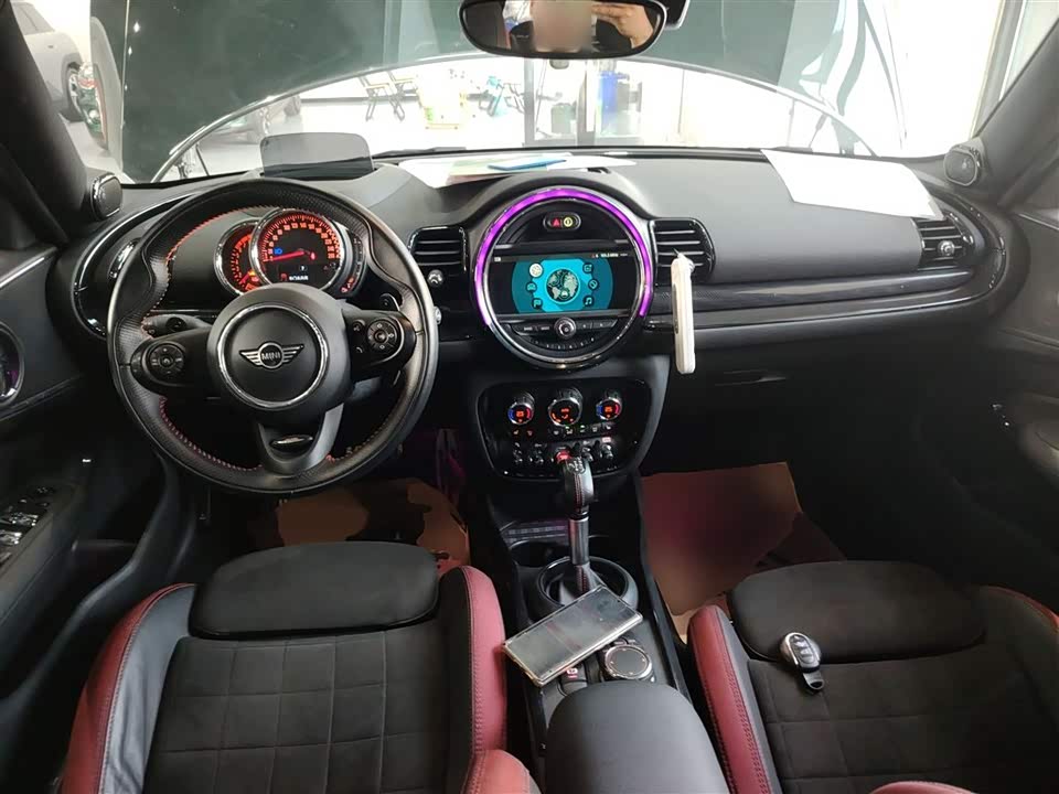 MINI JCW CLUBMAN