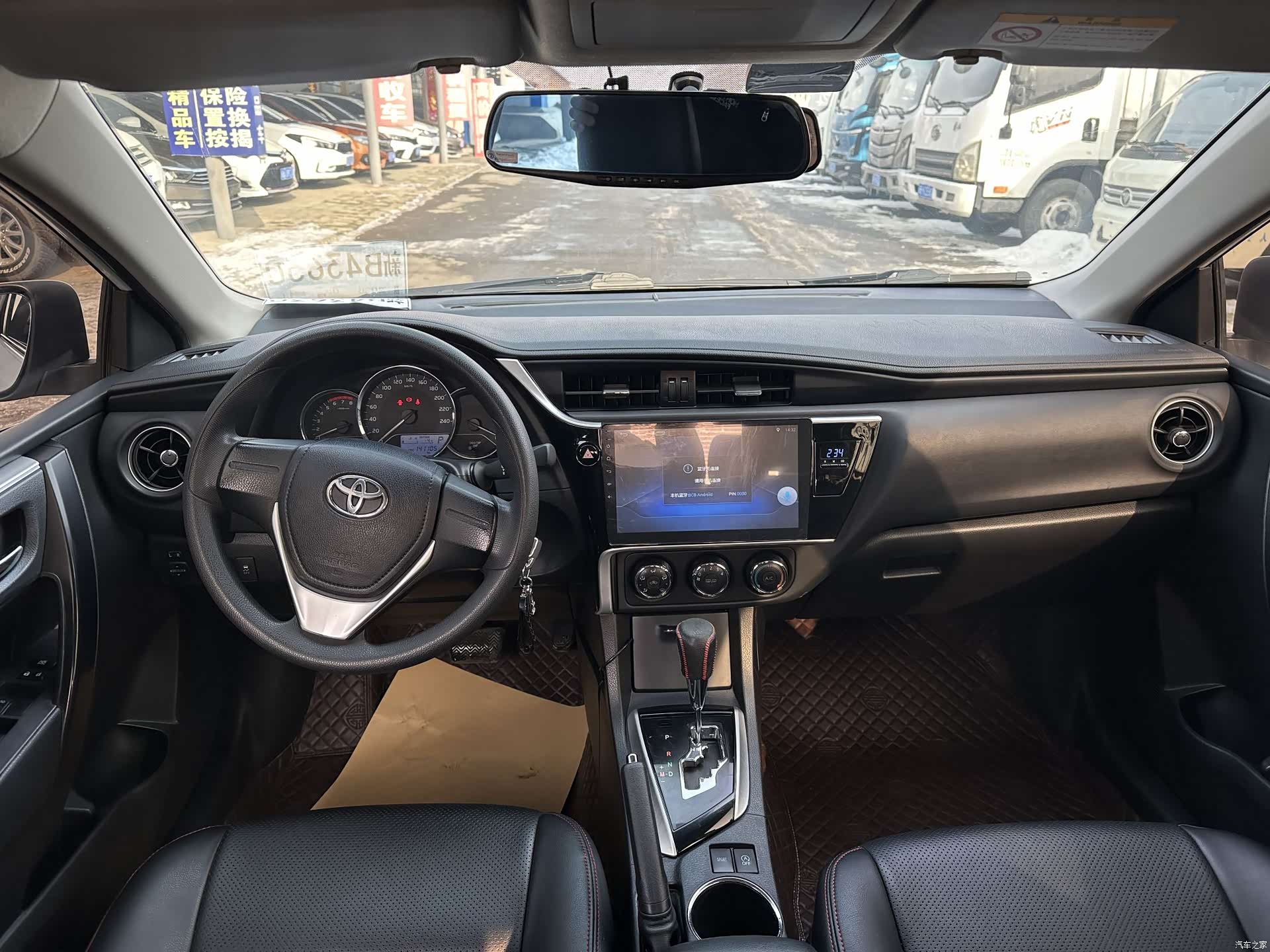Toyota Corolla, 2018 все фото