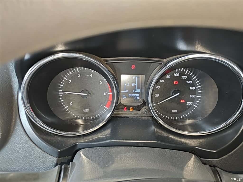 BAIC S3, 2015 12
