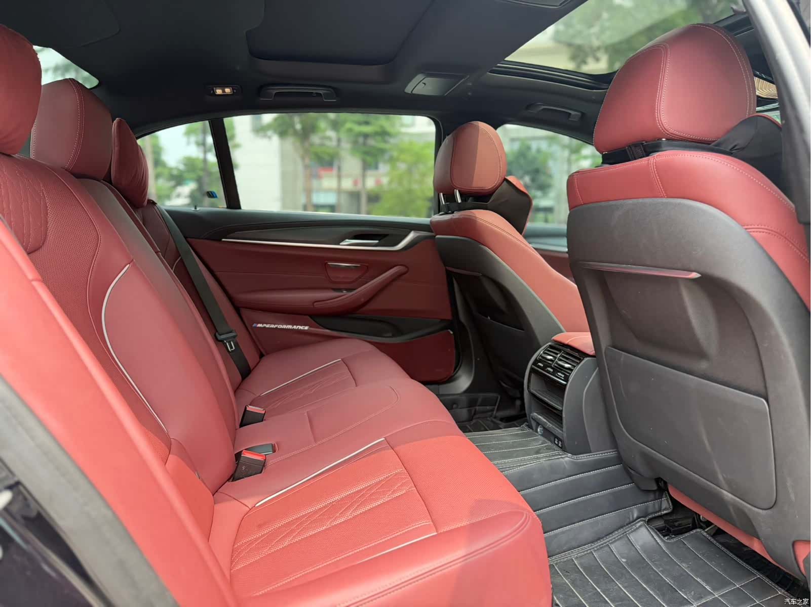 BMW 5 Series, 2021 13