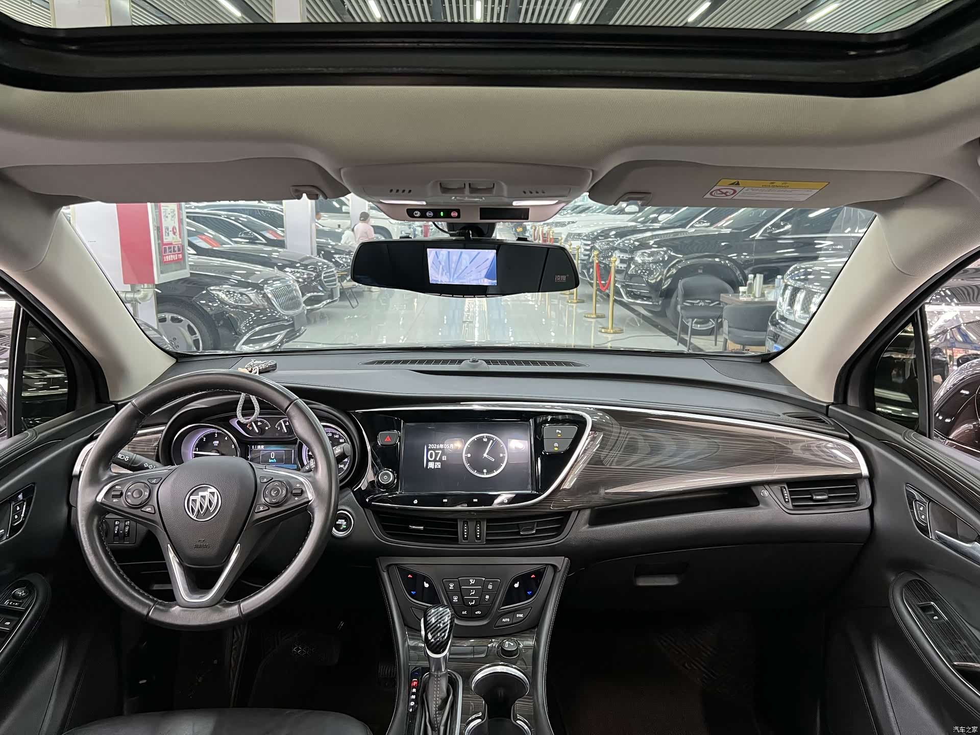 Buick Envision Plus, 2020 все фото