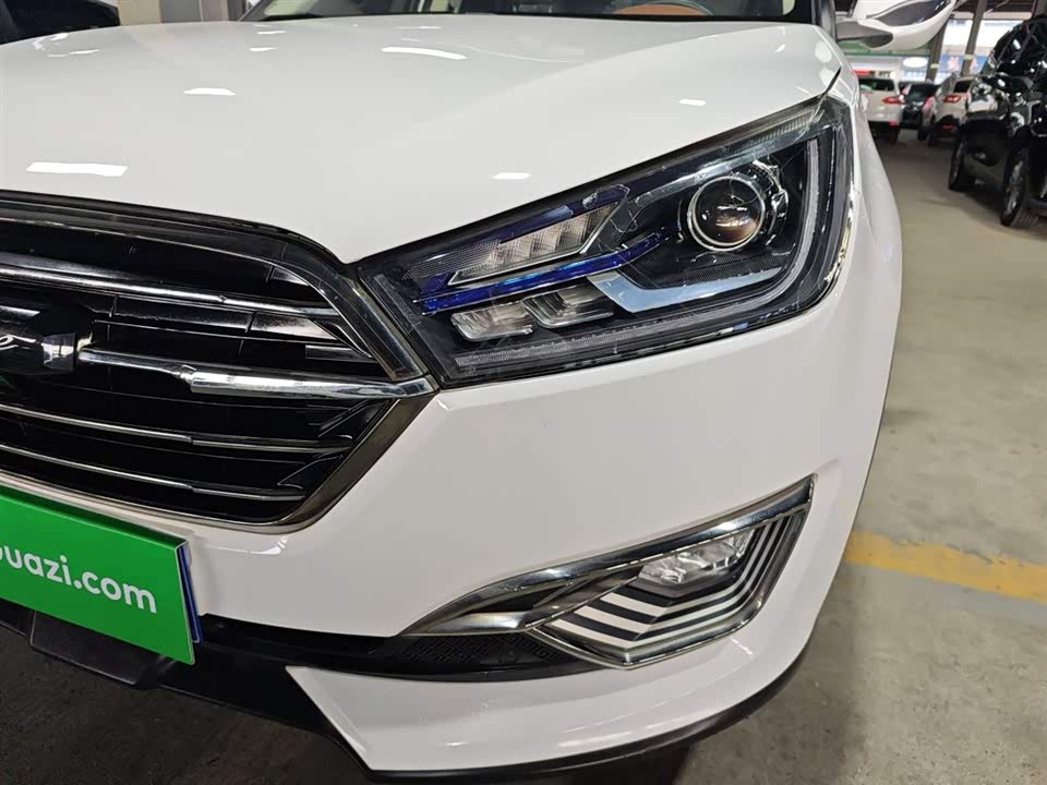 Zotye T300
