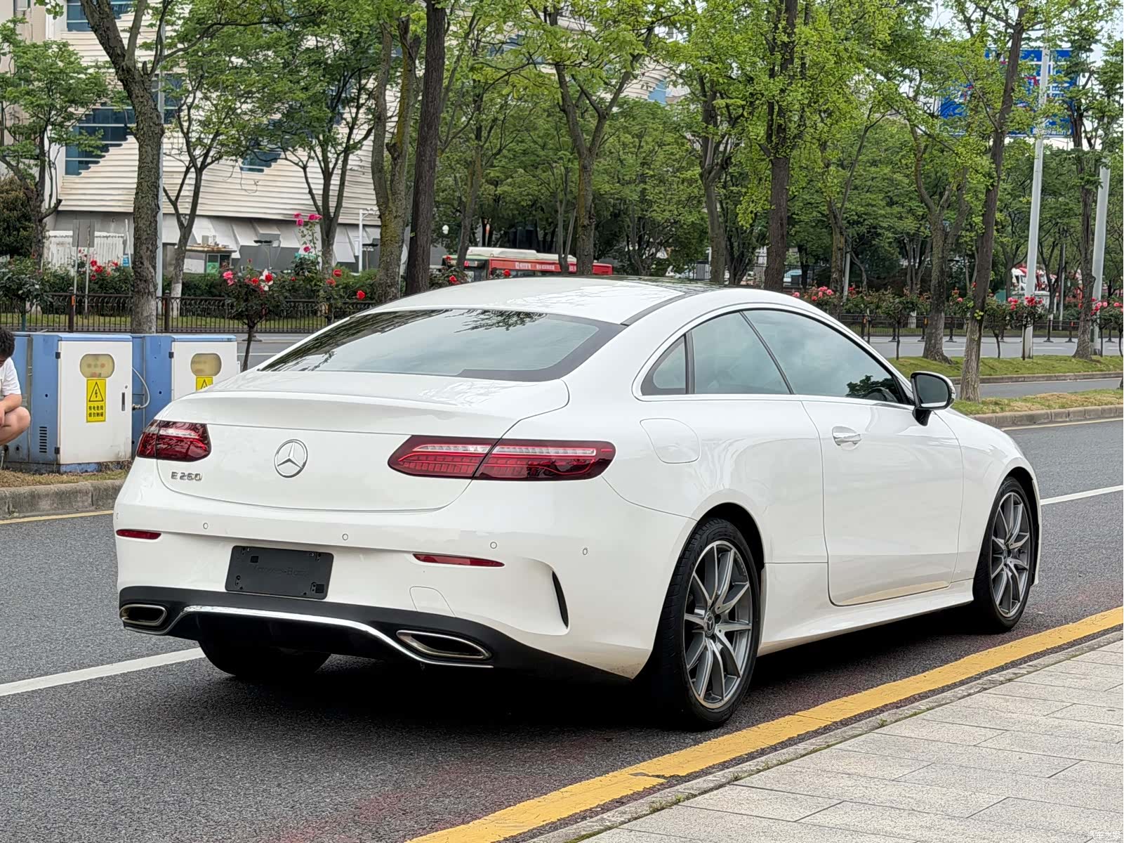 Mercedes-Benz E-Class, 2021 4