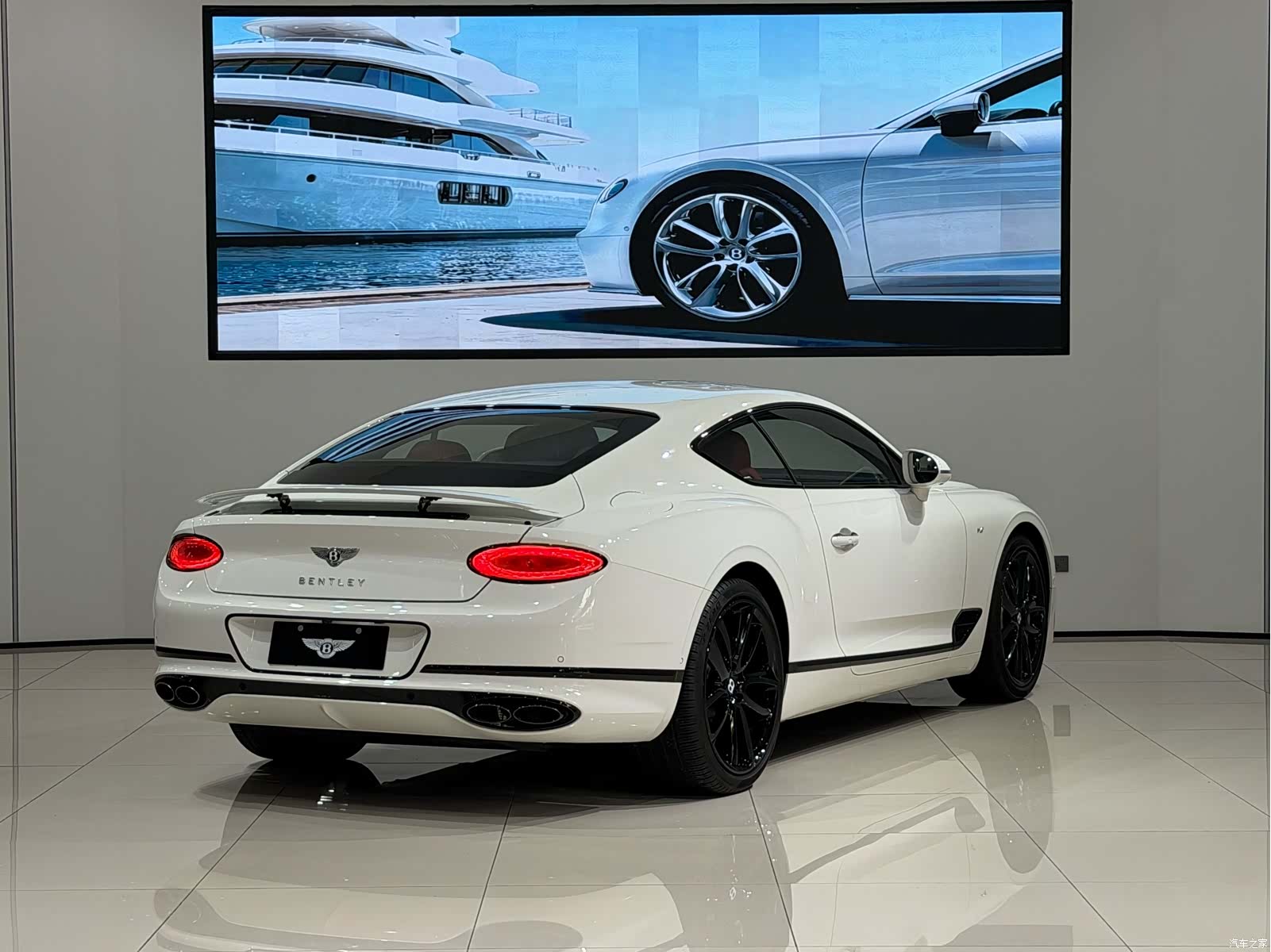 Bentley Continental GT, 2021 4