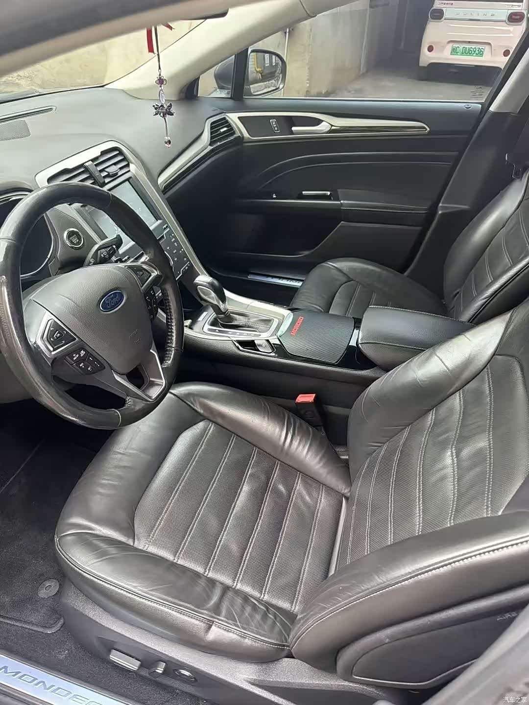 Ford Mondeo, 2013 4