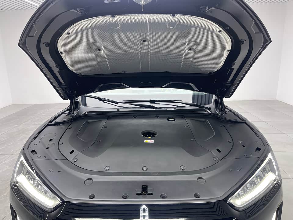 AITO Ask the world M5