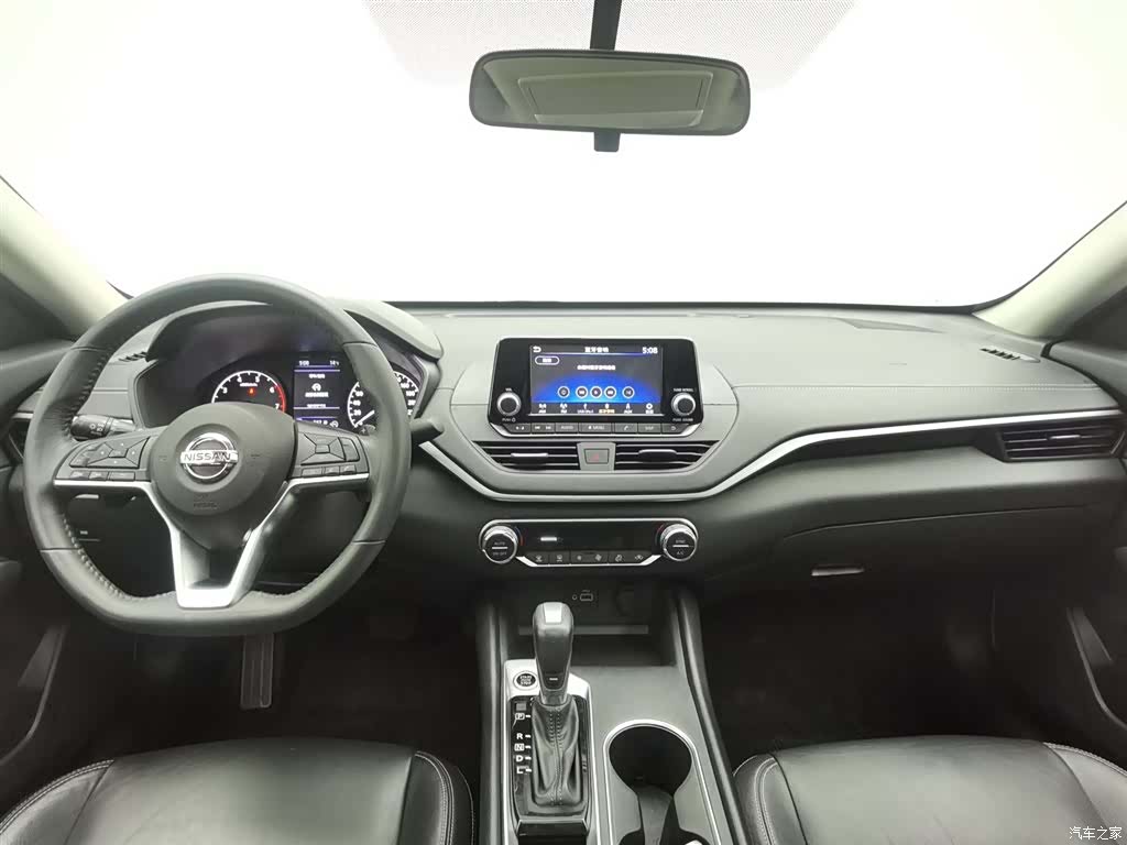 Nissan Teana, 2020 все фото