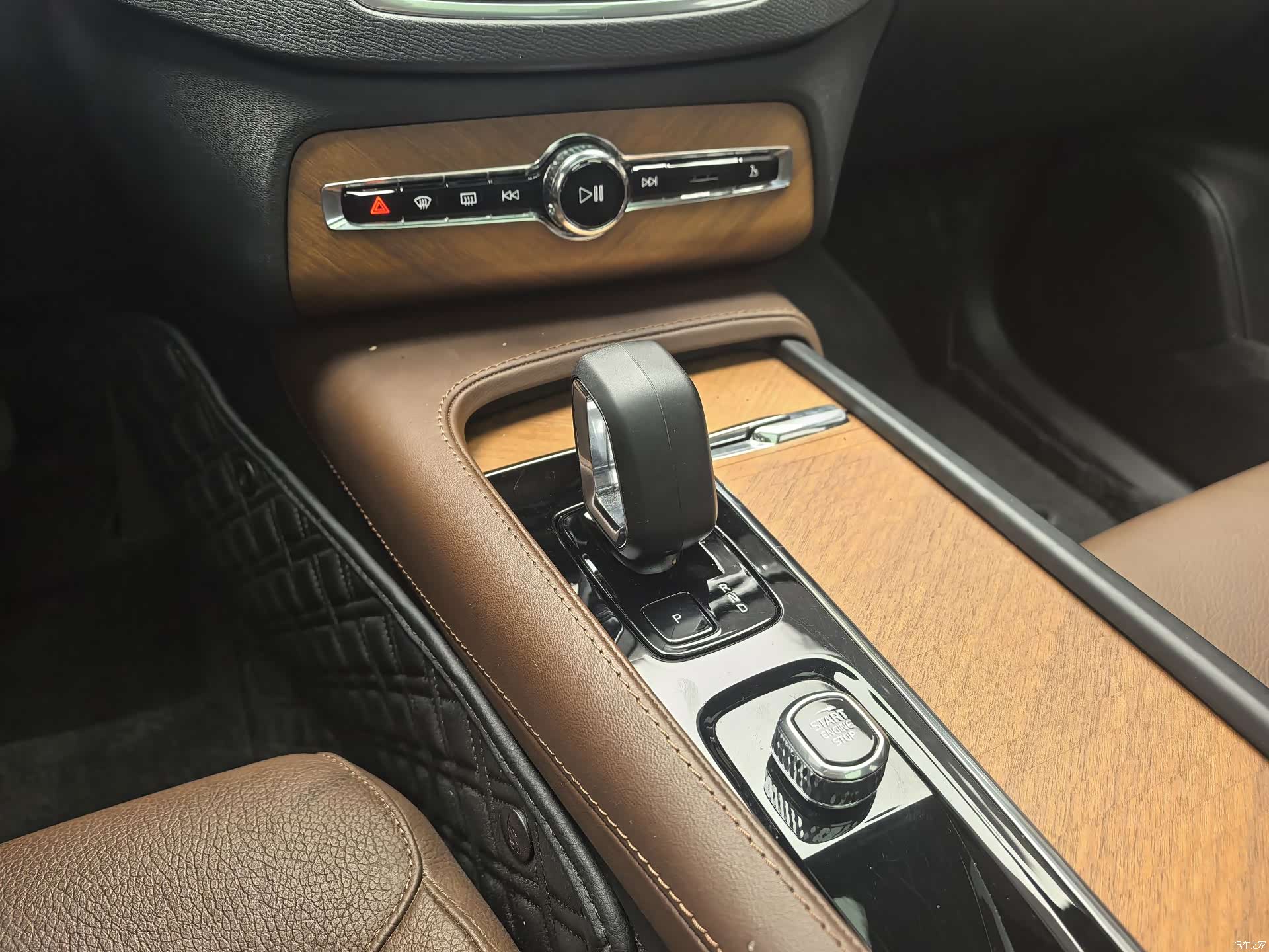 Volvo XC90, 2024 11