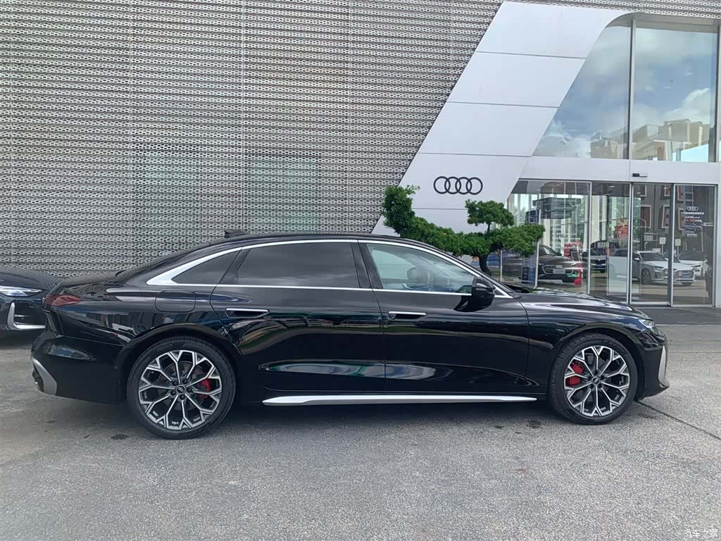 Audi A6L, 2026 все фото