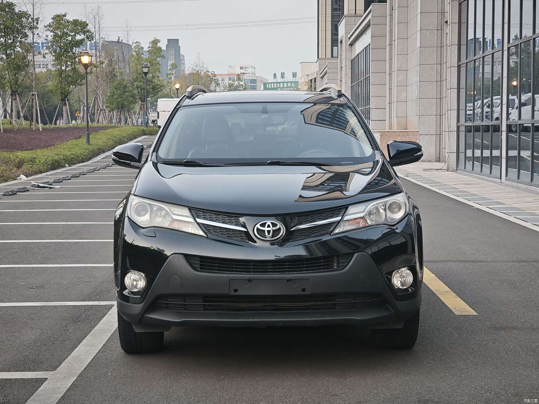 Toyota RAV4, 2015 2