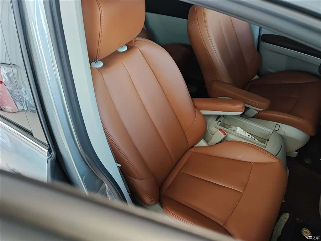 Buick GL8, 2023 17