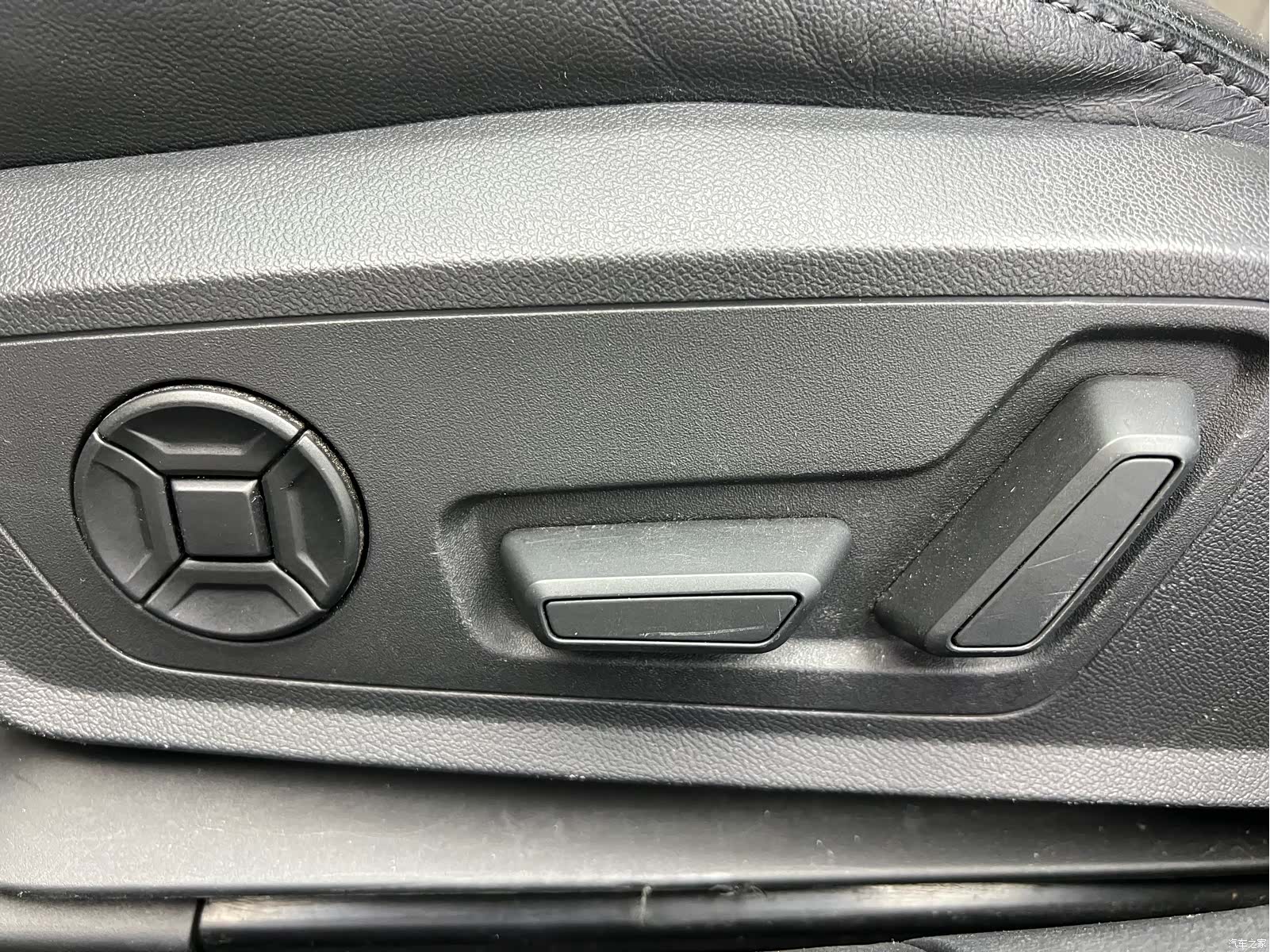 Audi A6L, 2019 6