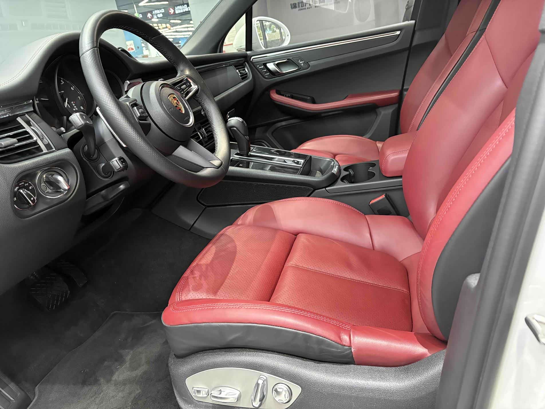 Porsche Macan, 2023 10