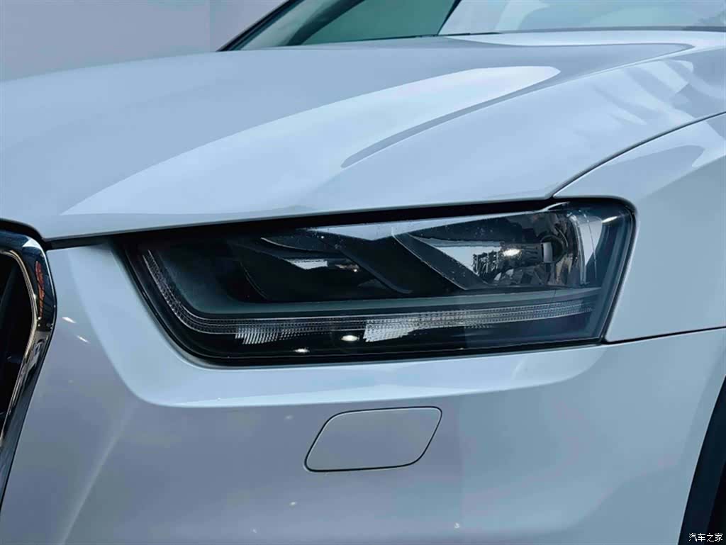 Audi Q3, 2015 12