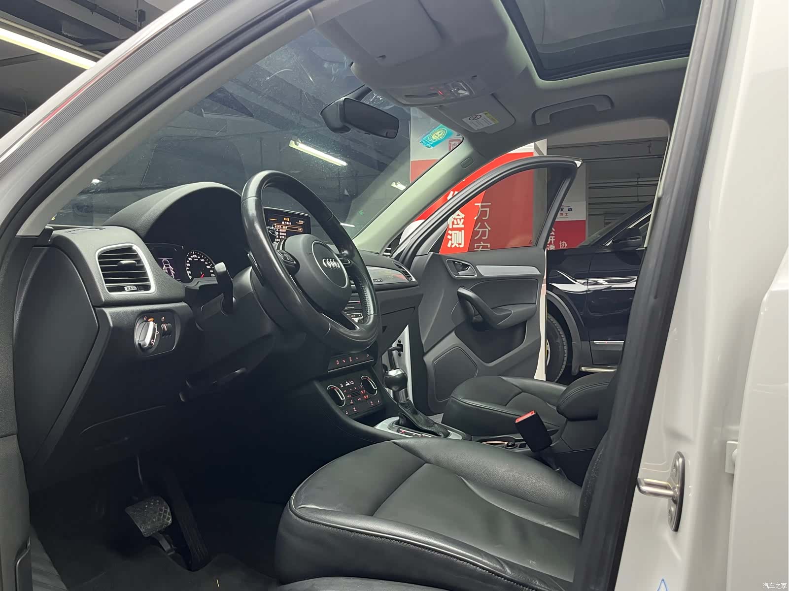 Audi Q3, 2017 11