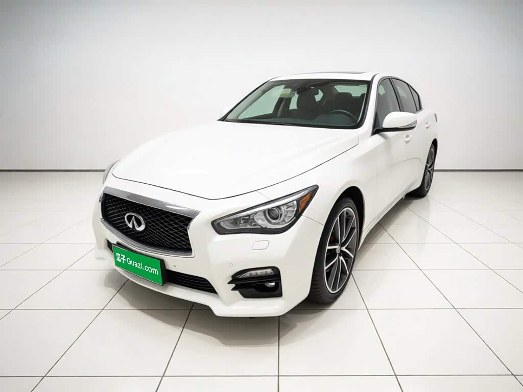 Infiniti Q50L