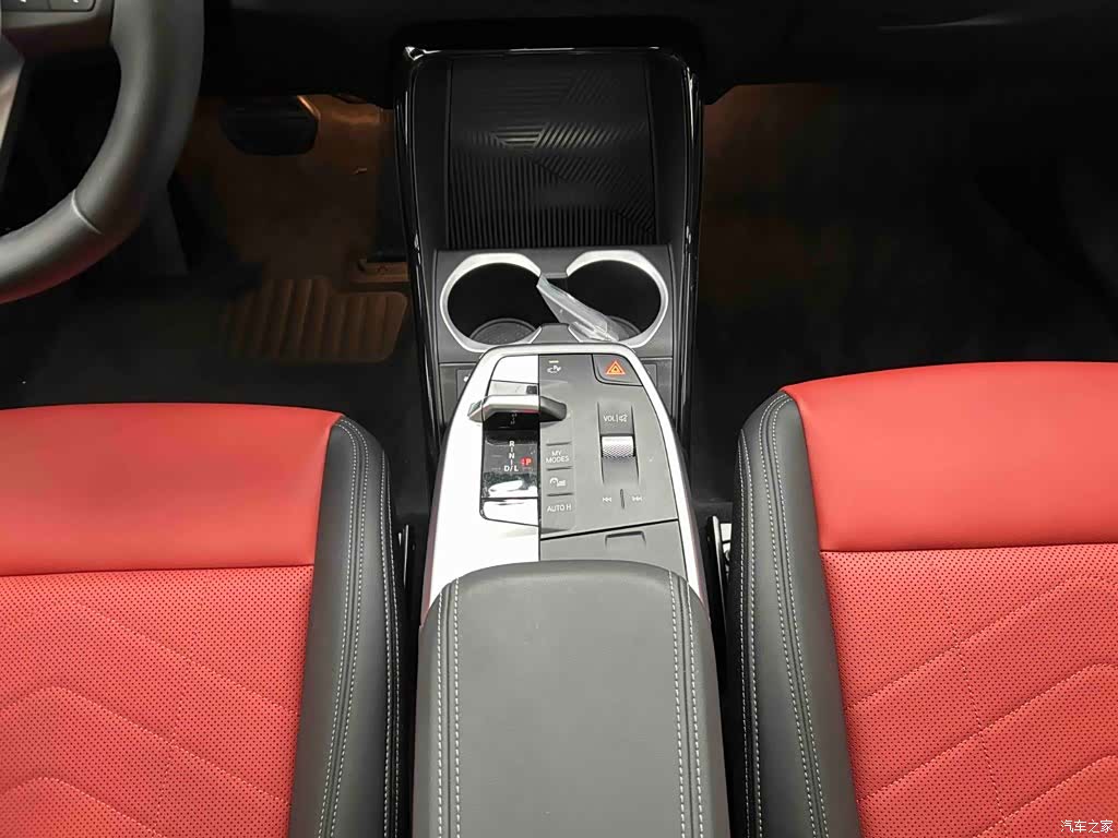 BMW X1, 2023 6