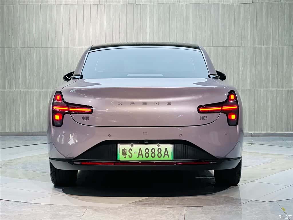 Xpeng Mona M03, 2025 6