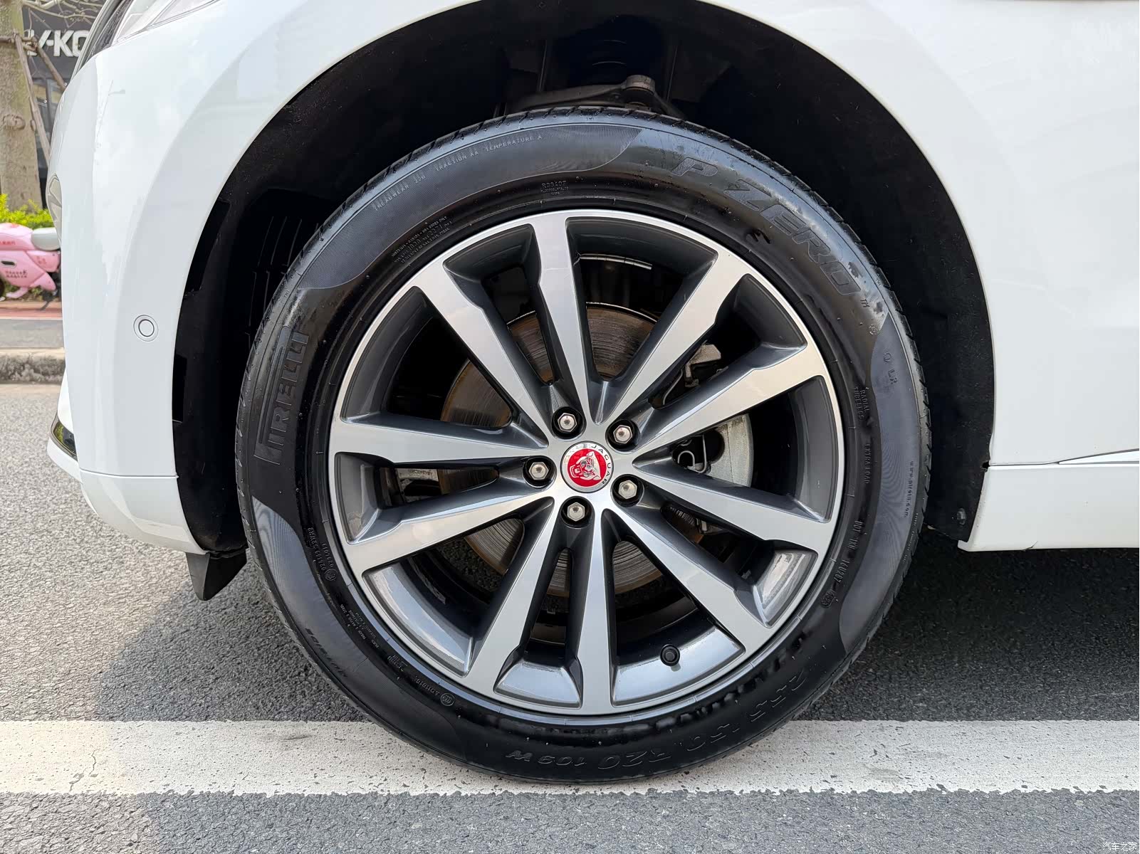 Jaguar F-PACE, 2021 9