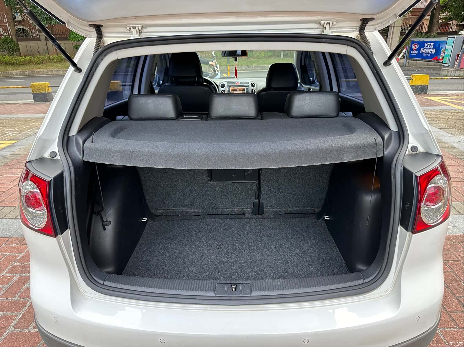 Volkswagen Golf, 2011 14