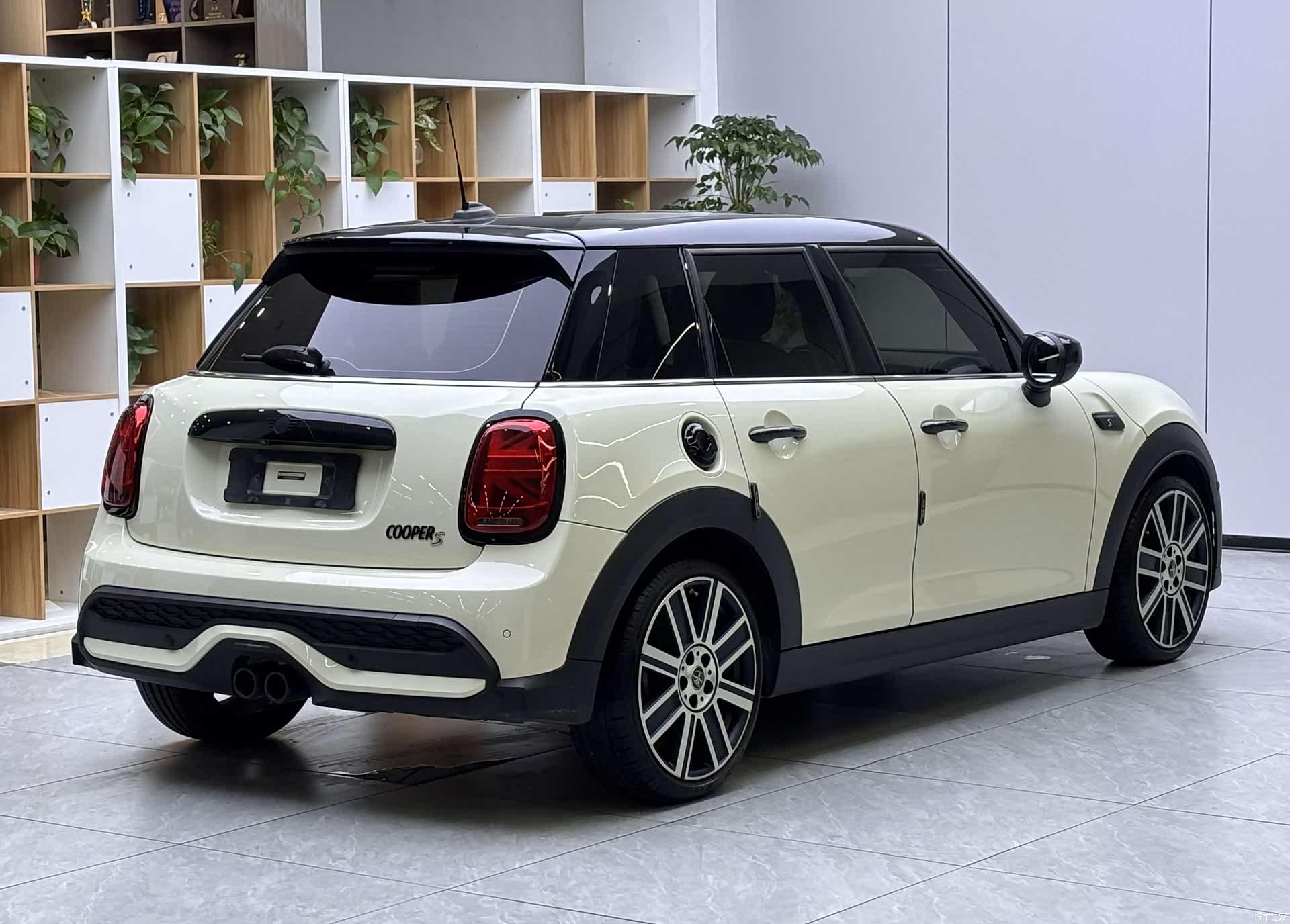 Mini Cooper, 2022 4