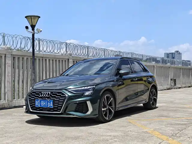 Audi A3 2022 — купить из Китая под заказ