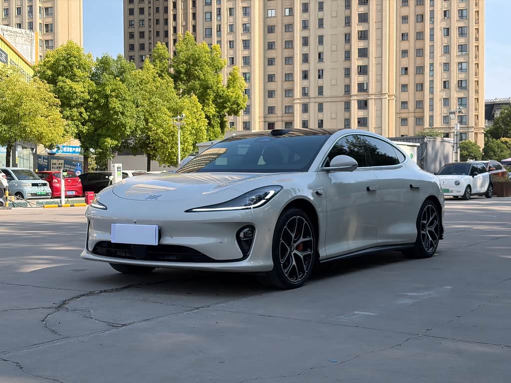 IM Motors L6
