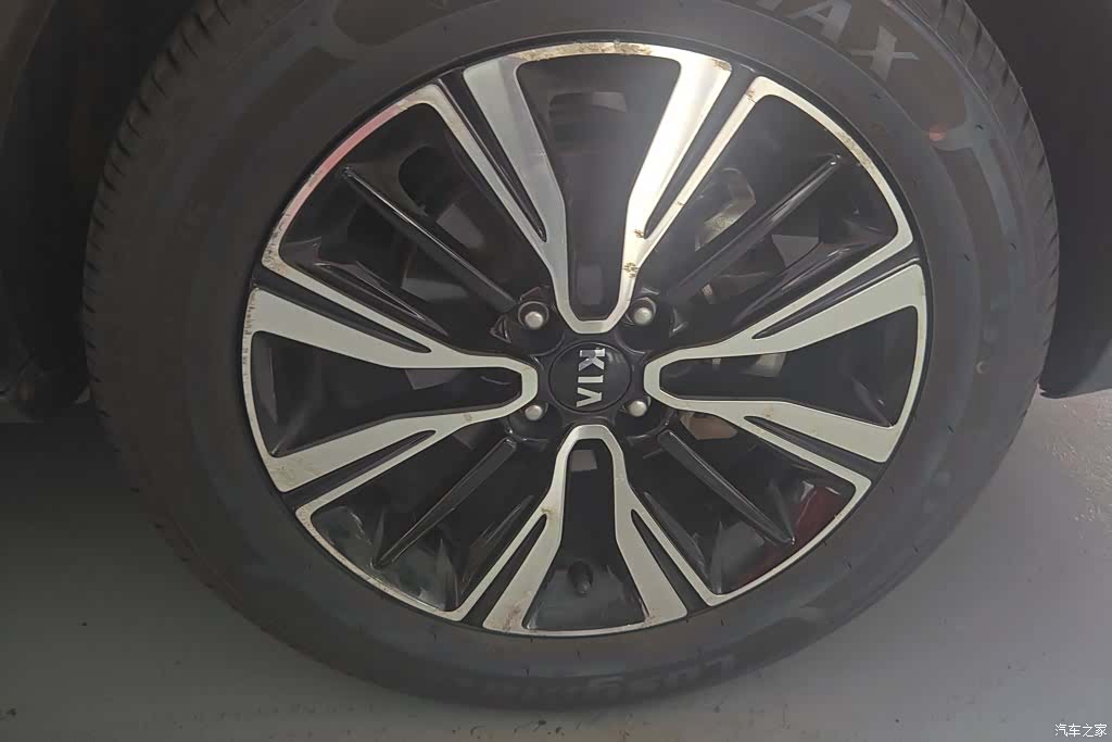 Kia KX1, 2019 6
