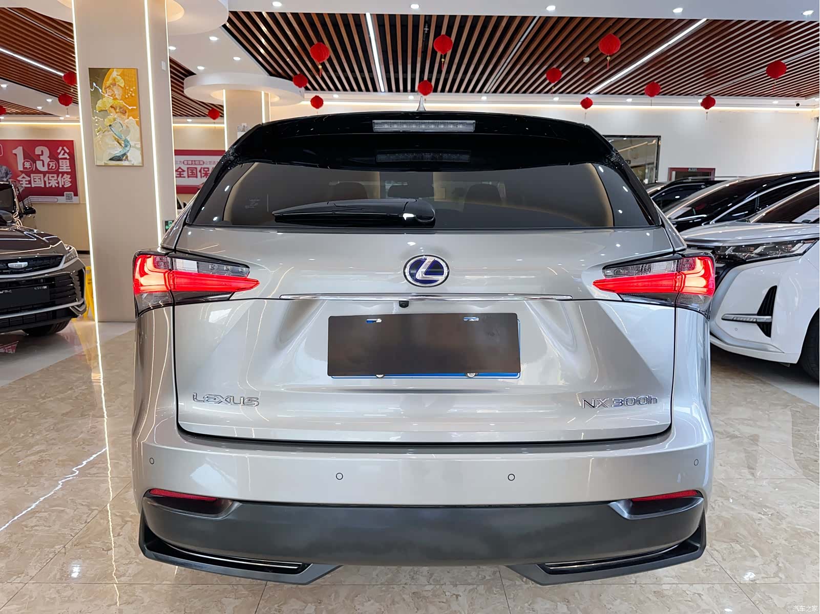 Lexus NX, 2015 все фото