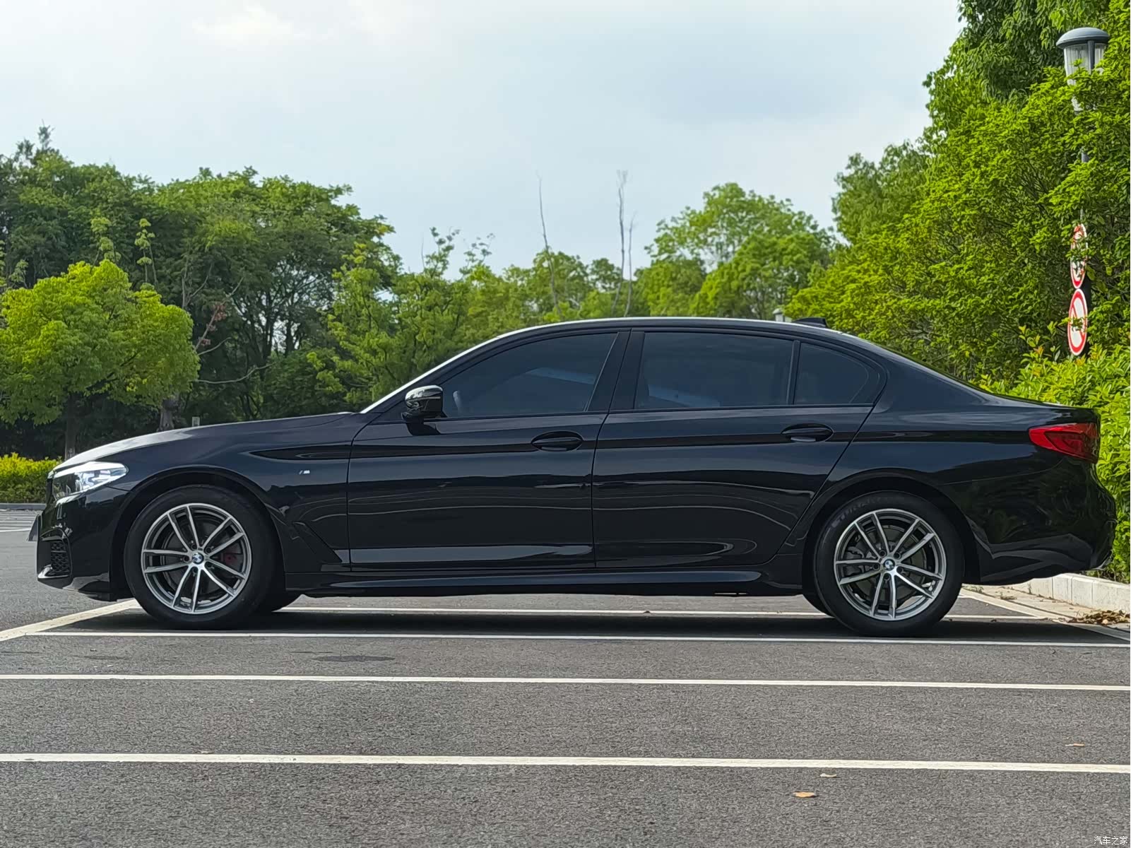 BMW 5 Series, 2020 4