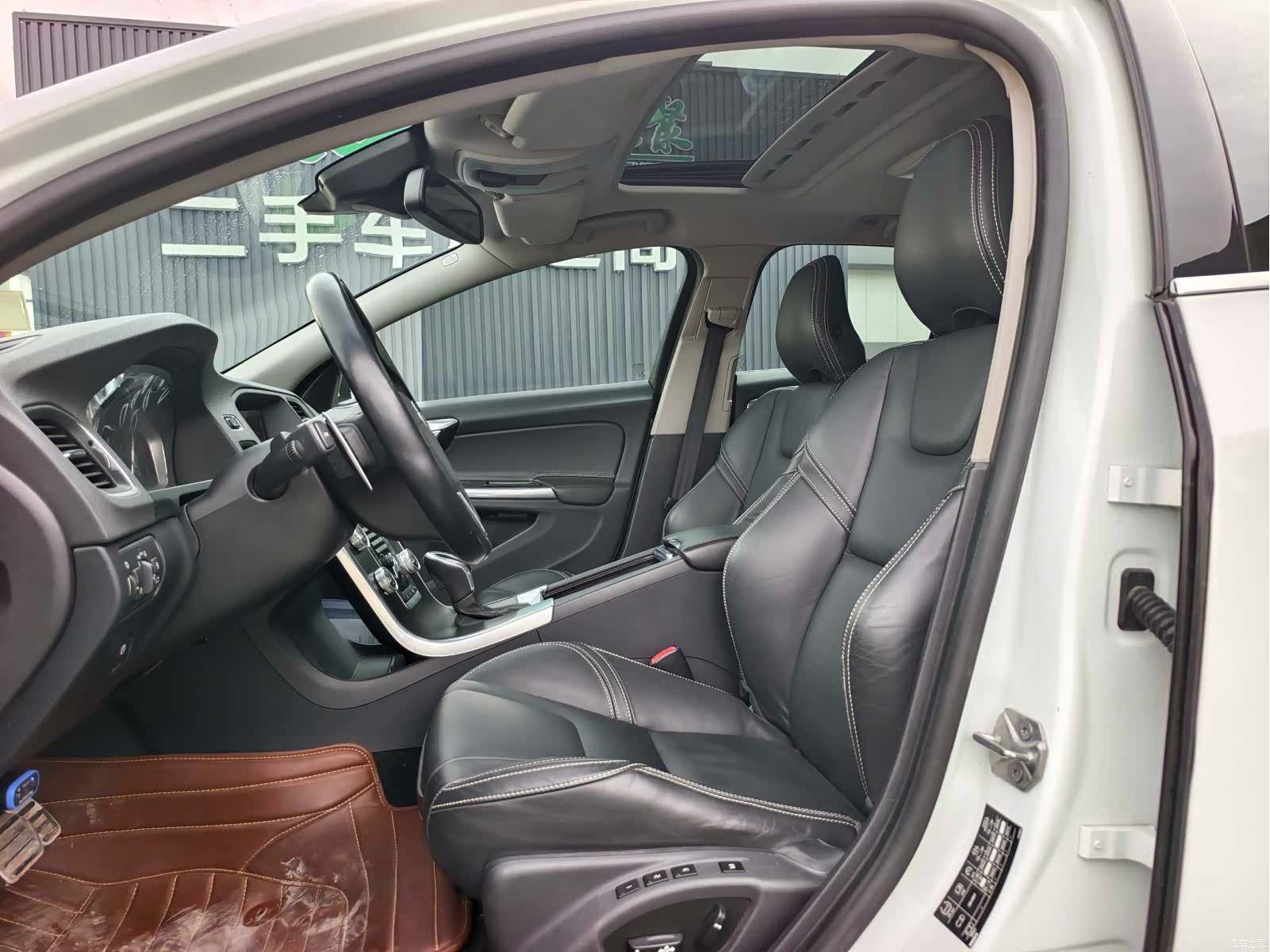 Volvo V60, 2014 10