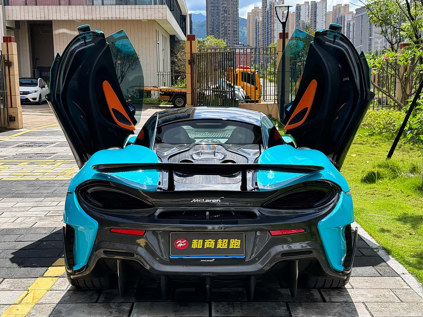 McLaren 570, 2017 все фото