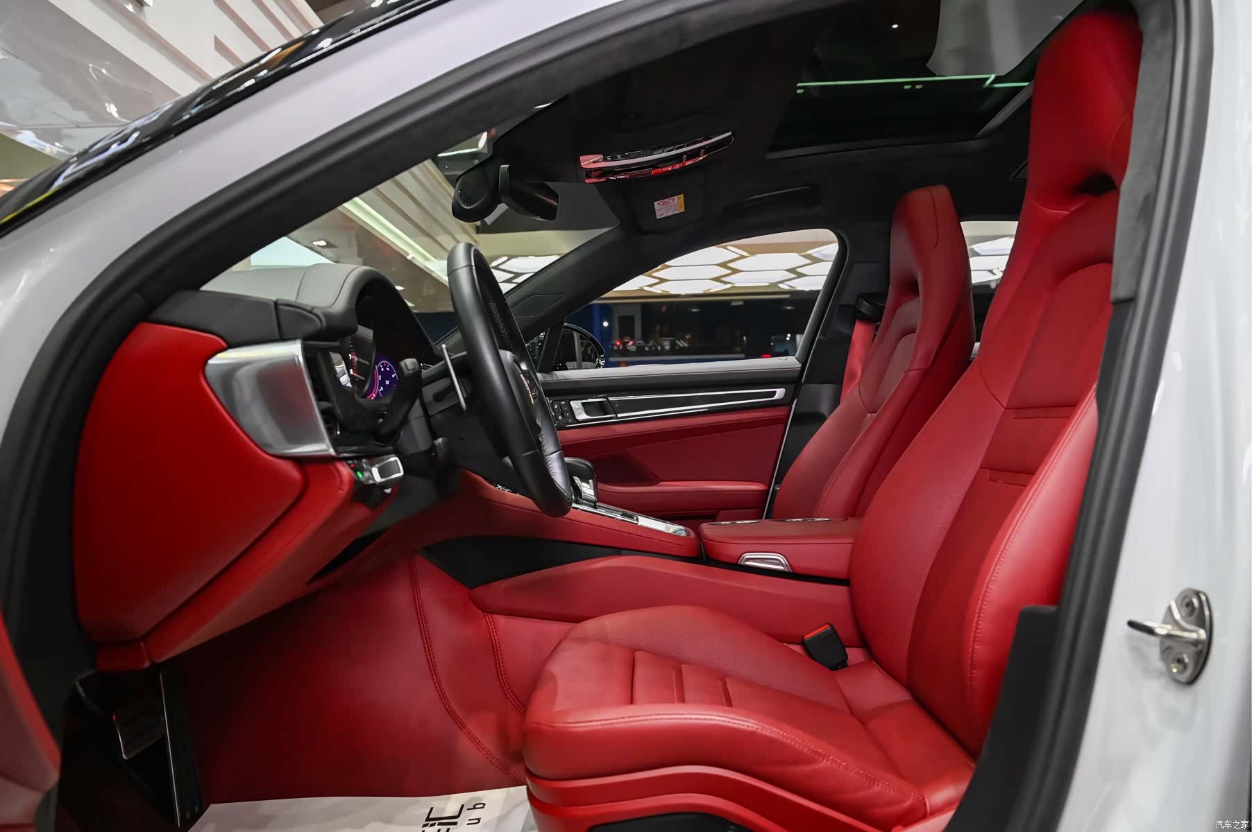 Porsche Panamera, 2024 10