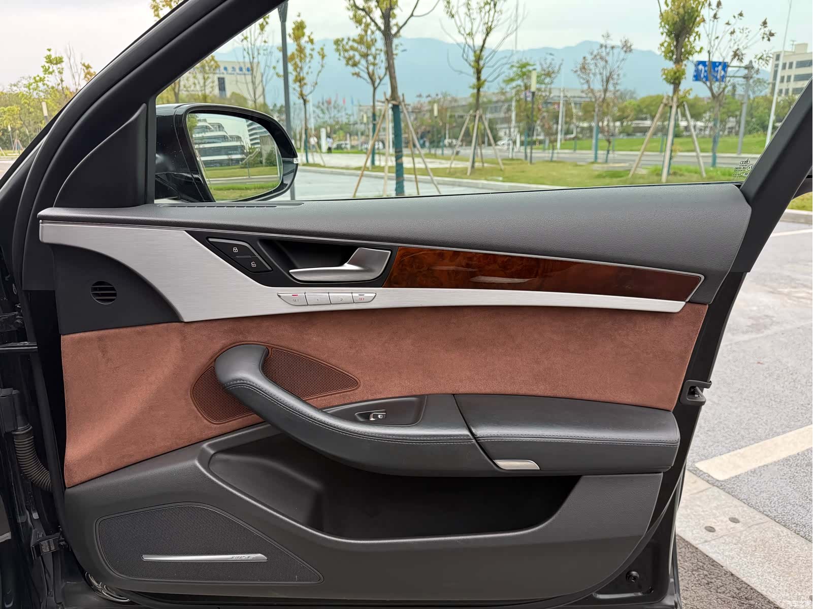 Audi A8L, 2013 16
