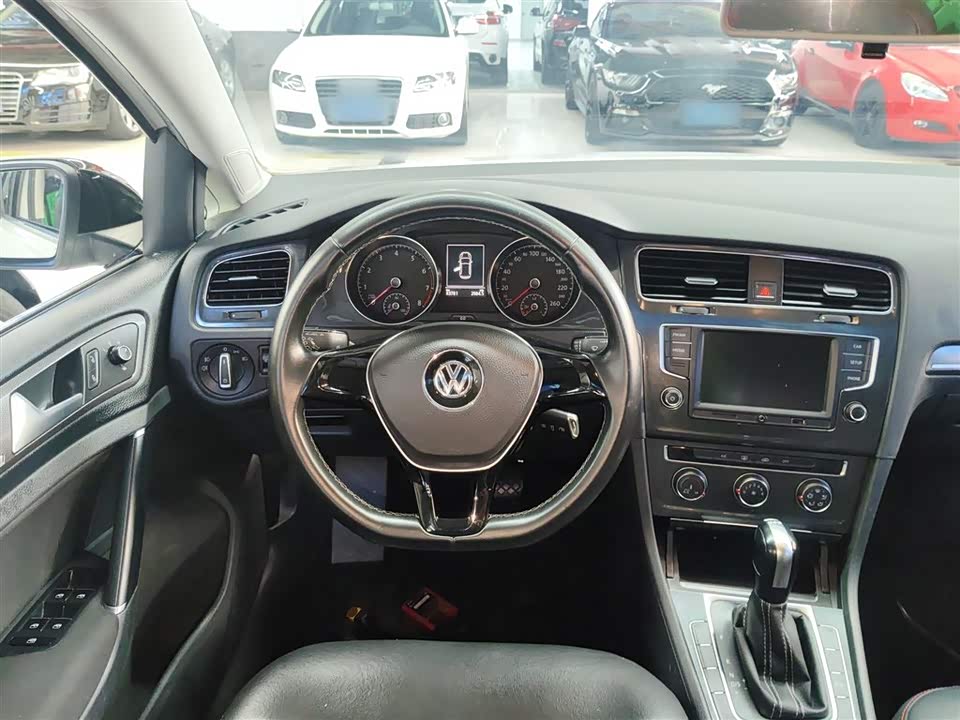 Volkswagen golf