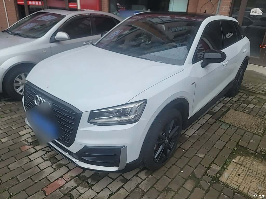 Audi Q2L, 2020 2