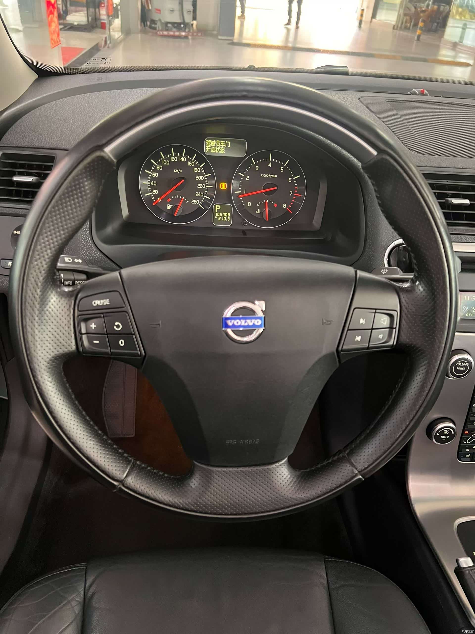 Volvo C70, 2009 все фото